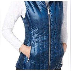 NWT Calvin Klein performance quilted puffer vest metallic blue finish size small
